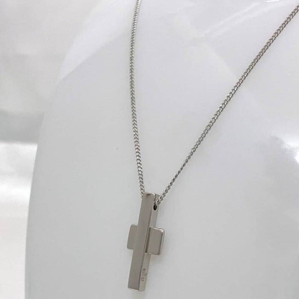 Gucci Cross Necklace Silver Polished Ag 925 S Rank - Picture 2 of 10